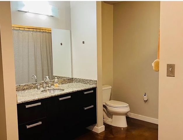 600 12th Ave S Apt 202, Nashville, TN 37203