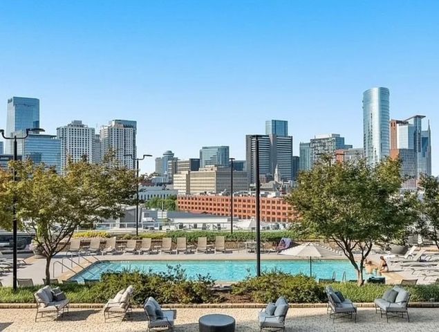 600 12th Ave S Apt 202, Nashville, TN 37203