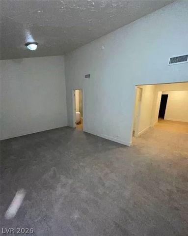 7664 Angel Crest Circle, Las Vegas, NV 89117