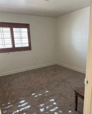 7664 Angel Crest Circle, Las Vegas, NV 89117