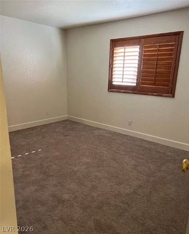 7664 Angel Crest Circle, Las Vegas, NV 89117
