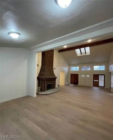 7664 Angel Crest Circle, Las Vegas, NV 89117