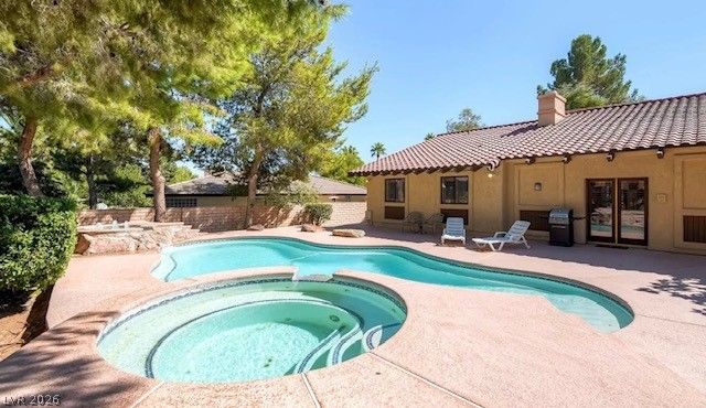 7664 Angel Crest Circle, Las Vegas, NV 89117