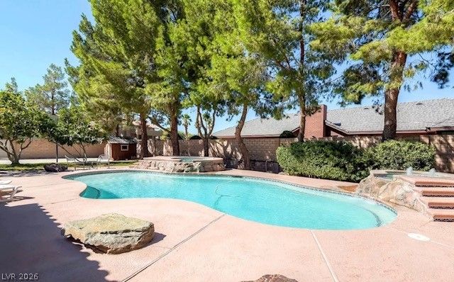7664 Angel Crest Circle, Las Vegas, NV 89117