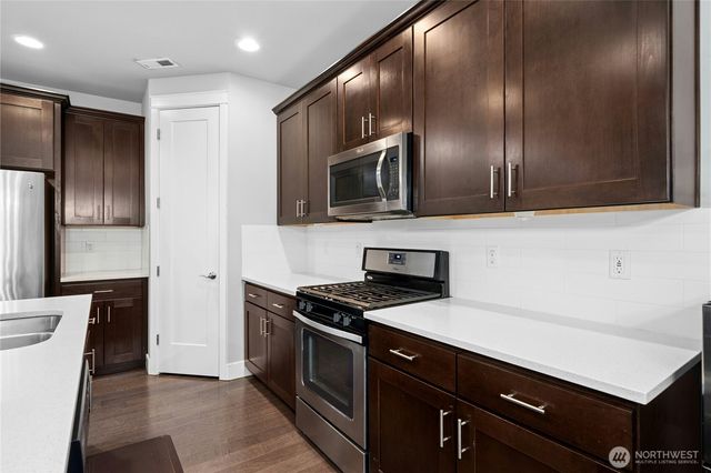 5822 82nd Place NE, Marysville, WA 98270