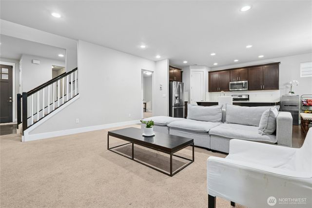 5822 82nd Place NE, Marysville, WA 98270