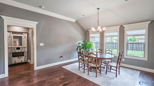 25257 Nettlebrooke Drive, Athens, AL 35613