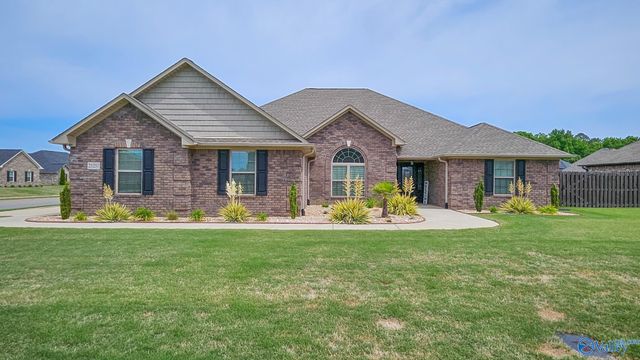 25257 Nettlebrooke Drive, Athens, AL 35613