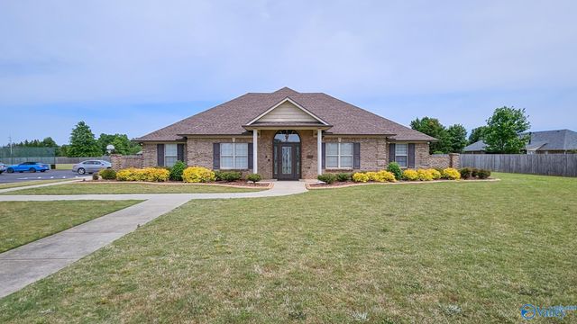 25257 Nettlebrooke Drive, Athens, AL 35613