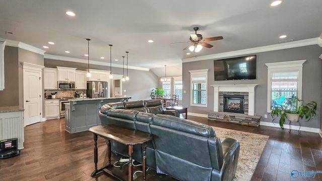 25257 Nettlebrooke Drive, Athens, AL 35613