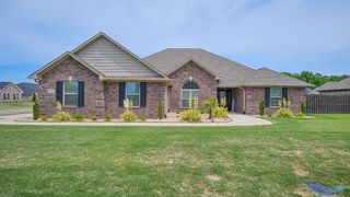 25257 Nettlebrooke Drive, Athens, AL 35613