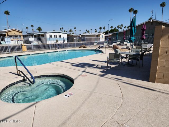 7807 E MAIN Street CC67, Mesa, AZ 85207
