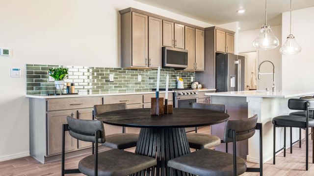 1436 Calle Breve Street NW, Los Lunas, NM 87031
