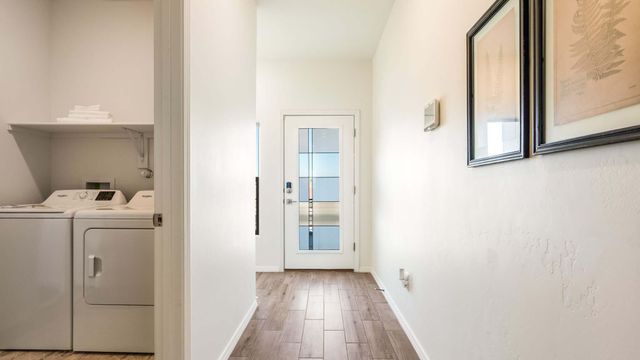 1436 Calle Breve Street NW, Los Lunas, NM 87031