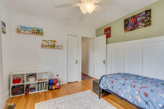 2220 Cypress Street, Kingsport, TN 37664