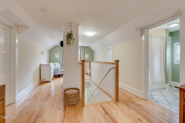 2220 Cypress Street, Kingsport, TN 37664