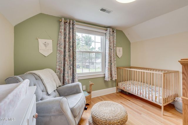 2220 Cypress Street, Kingsport, TN 37664