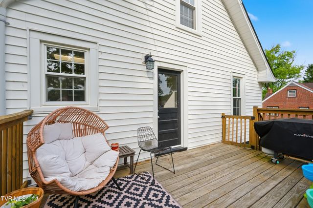 2220 Cypress Street, Kingsport, TN 37664