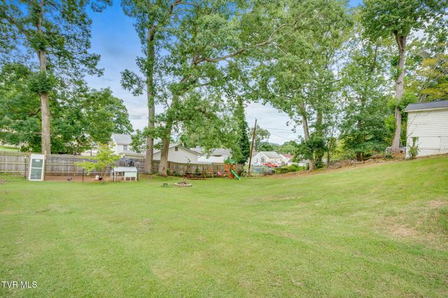 2220 Cypress Street, Kingsport, TN 37664
