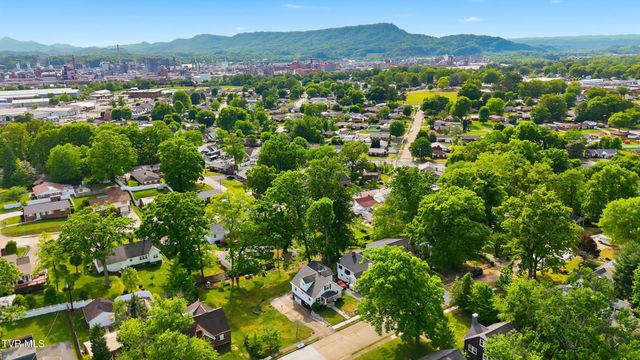 2220 Cypress Street, Kingsport, TN 37664