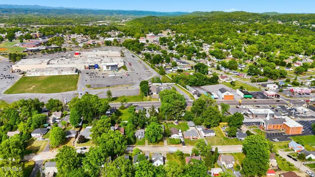 2220 Cypress Street, Kingsport, TN 37664