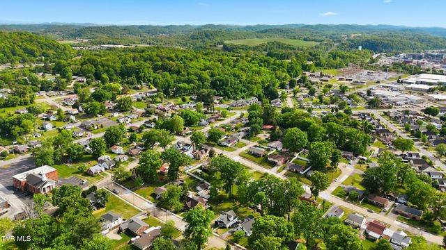 2220 Cypress Street, Kingsport, TN 37664