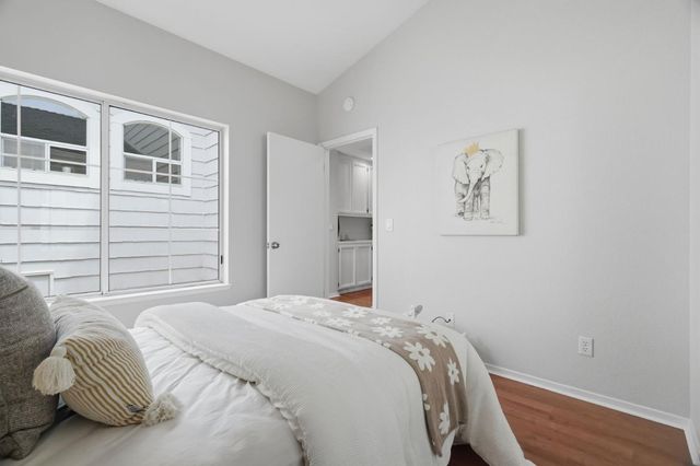 575 Shoal Circle, Redwood Shores, CA 94065