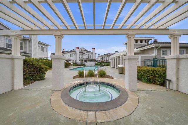 575 Shoal Circle, Redwood Shores, CA 94065