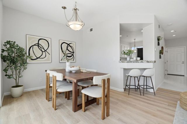 575 Shoal Circle, Redwood Shores, CA 94065