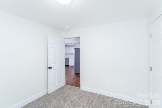 2136 W NC 150 Highway, Lincolnton, NC 28092