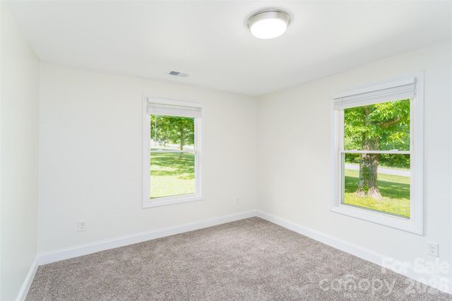 2136 W NC 150 Highway, Lincolnton, NC 28092