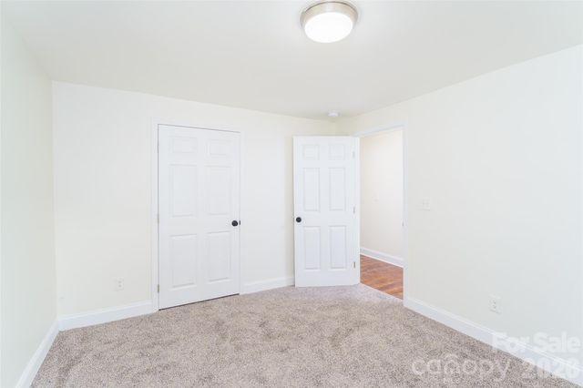2136 W NC 150 Highway, Lincolnton, NC 28092
