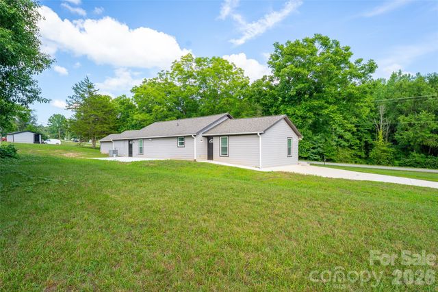 2136 W NC 150 Highway, Lincolnton, NC 28092