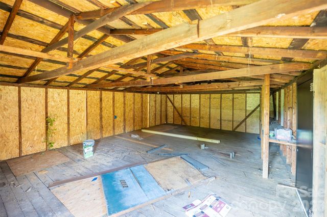 2136 W NC 150 Highway, Lincolnton, NC 28092