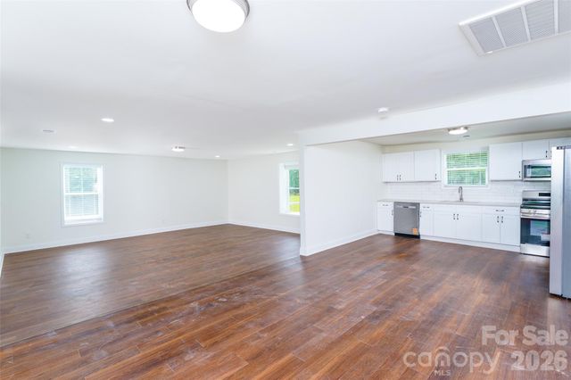 2136 W NC 150 Highway, Lincolnton, NC 28092