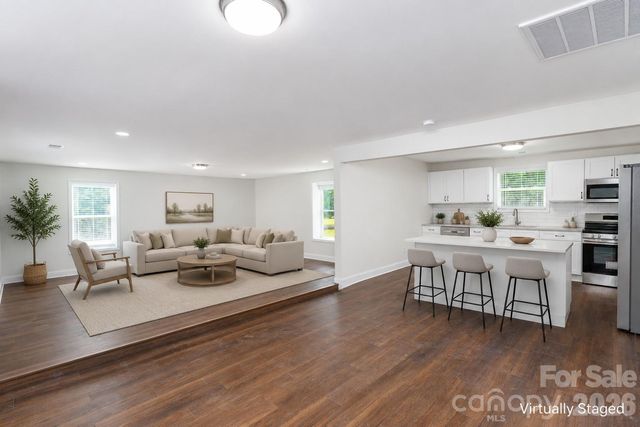 2136 W NC 150 Highway, Lincolnton, NC 28092