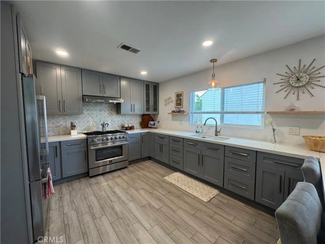 18861 Fairhaven, Santa Ana, CA 92705