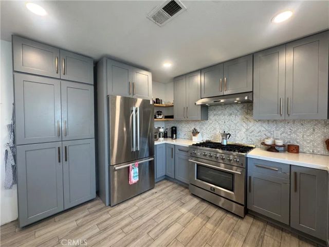 18861 Fairhaven, Santa Ana, CA 92705