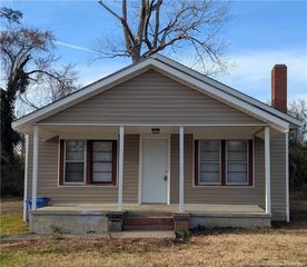 402, 406, 410 Warren Street, Fayetteville, NC 28312
