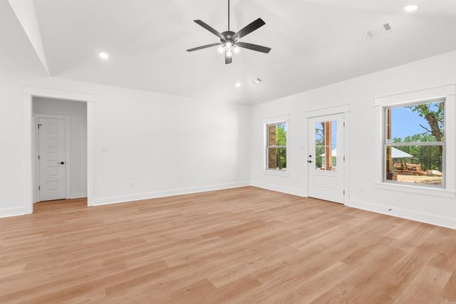 49 Summer Sky Drive, Greenbrier, AR 72058