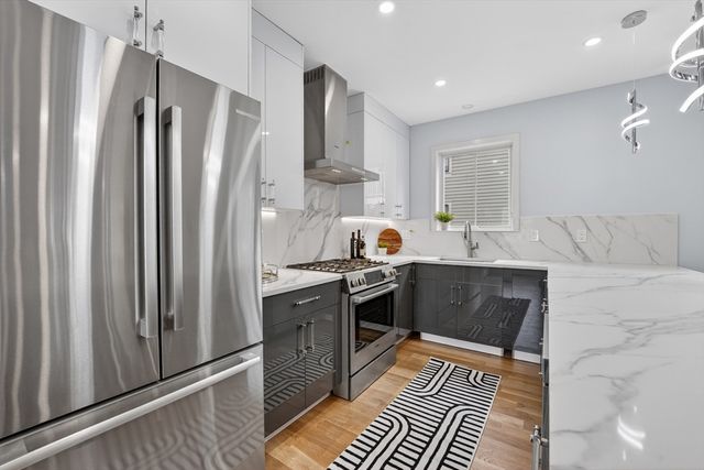 21 Kent Court 1, Somerville, MA 02143