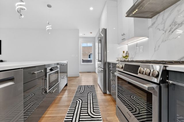 21 Kent Court 1, Somerville, MA 02143