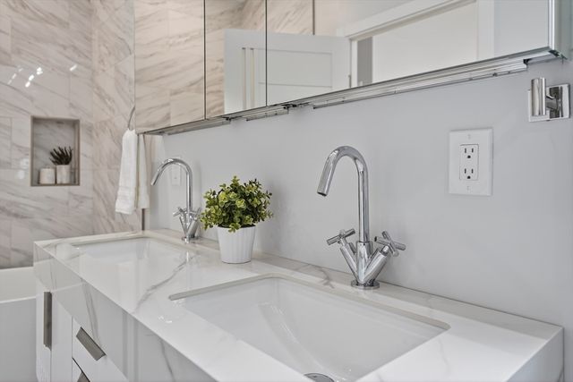 21 Kent Court 1, Somerville, MA 02143