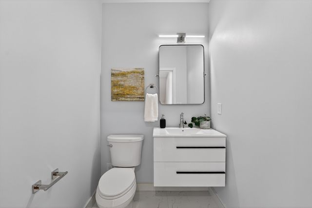 21 Kent Court 1, Somerville, MA 02143