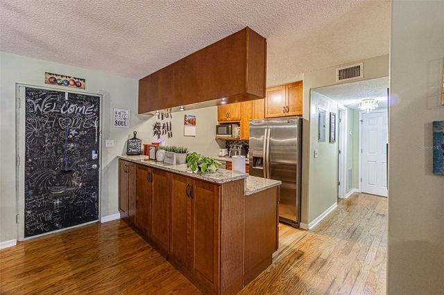 2302 S MANHATTAN AVENUE 219, Tampa, FL 33629