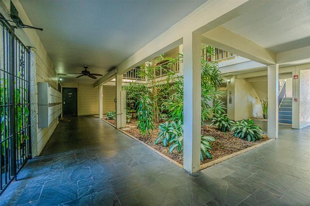 2302 S MANHATTAN AVENUE 219, Tampa, FL 33629