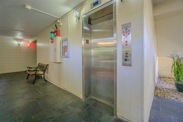 2302 S MANHATTAN AVENUE 219, Tampa, FL 33629