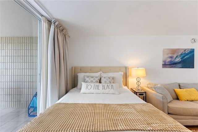 445 Seaside Avenue 705, Honolulu, HI 96815