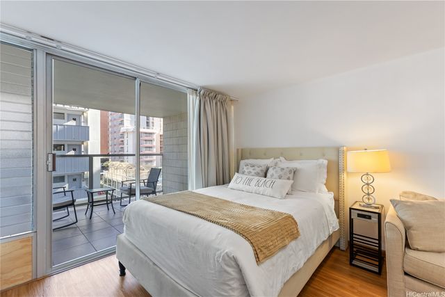 445 Seaside Avenue 705, Honolulu, HI 96815