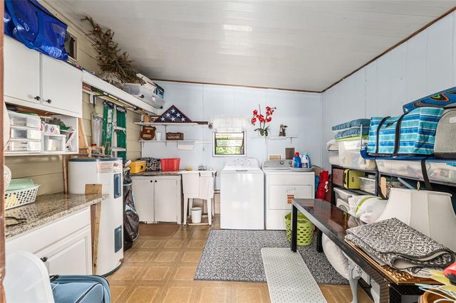 1003 MATTHEW AVENUE, Lady Lake, FL 32159